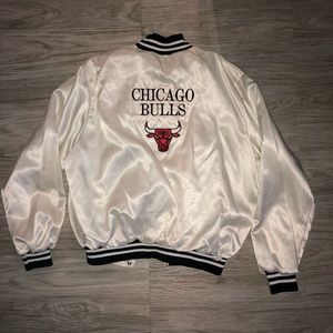Vintage 90’s bulls varsity jacket